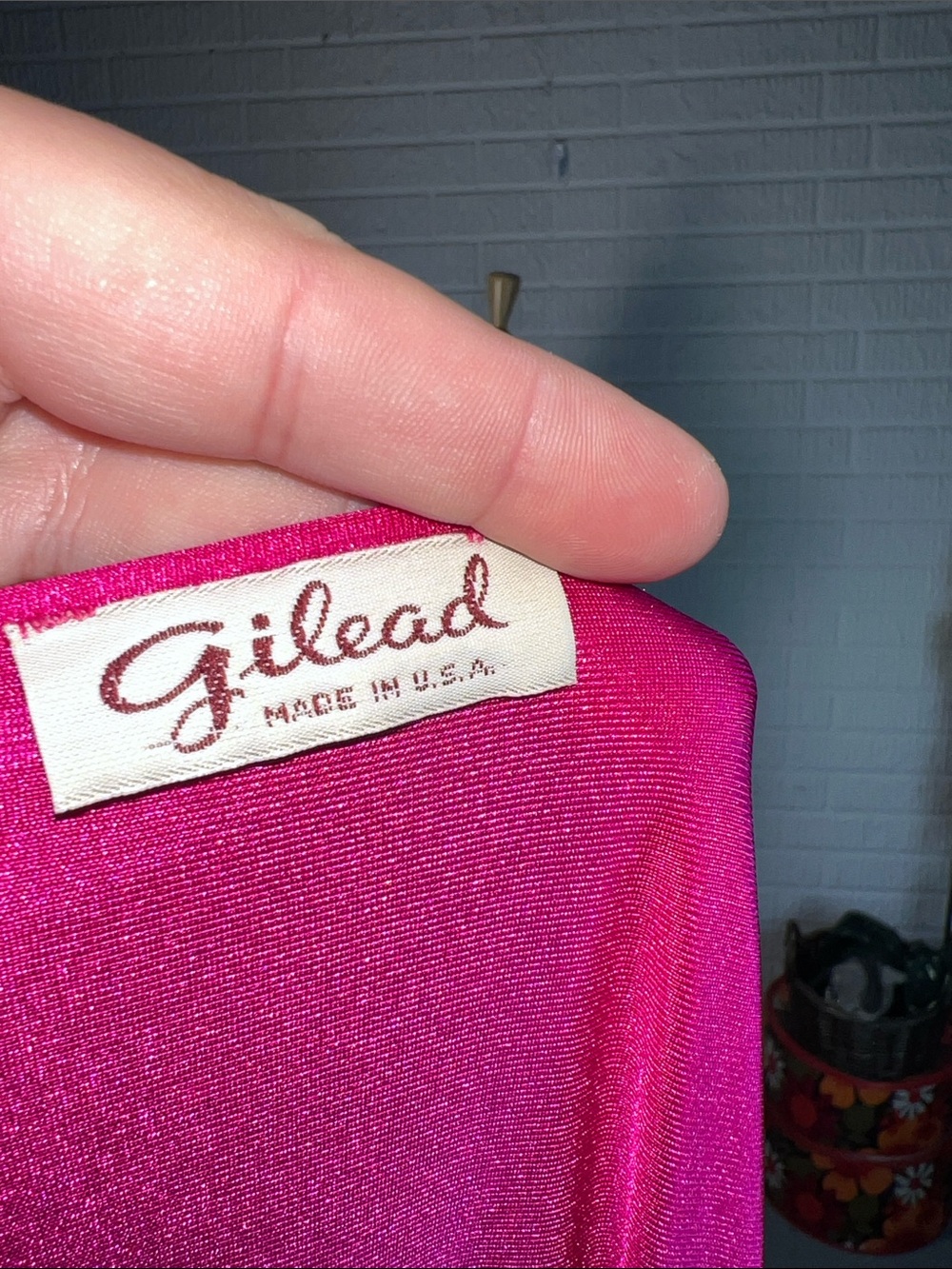 Gilead Vintage Hot Pink Satin Long Robe with Lace Trim - Picture 4 of 4